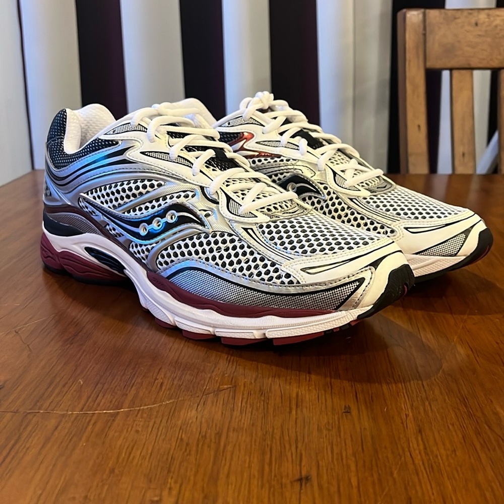 Saucony Pro Grid Omni 9 Shoes Sneakers new S70739-1 Silver Mens Size 10